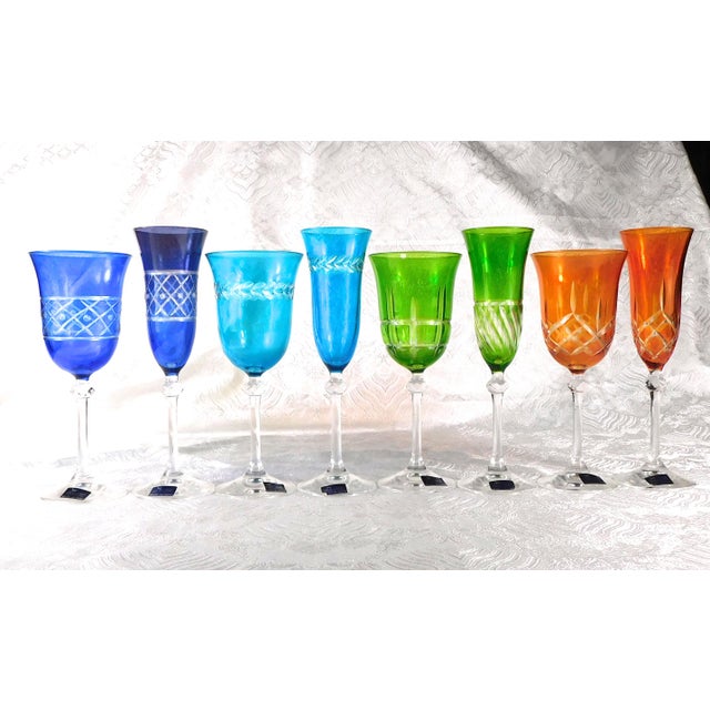 This is a lot of eight Le Sielle cut to clear wine glasses. I do not have a pattern name. There are two glasses each, one...