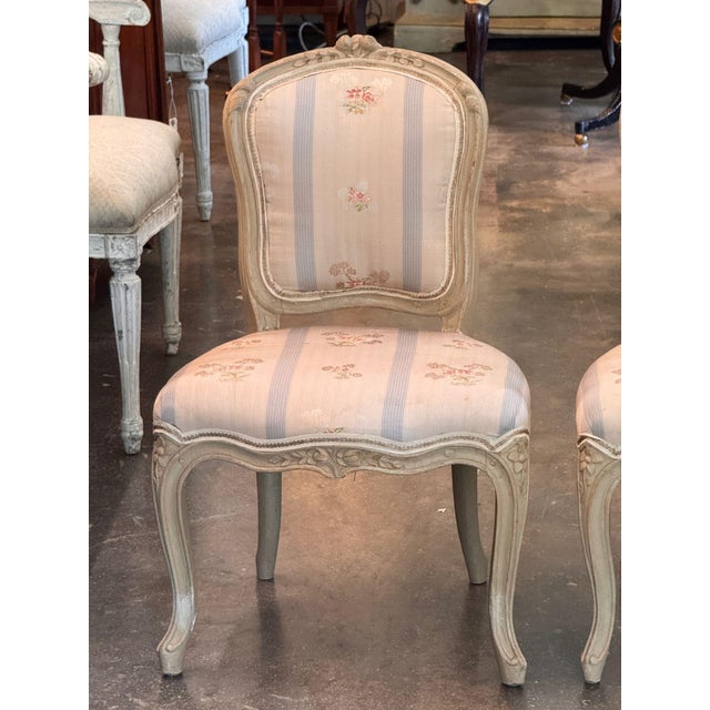 French Pair of 19th Century French Painted Side Chairs For Sale - Image 3 of 9