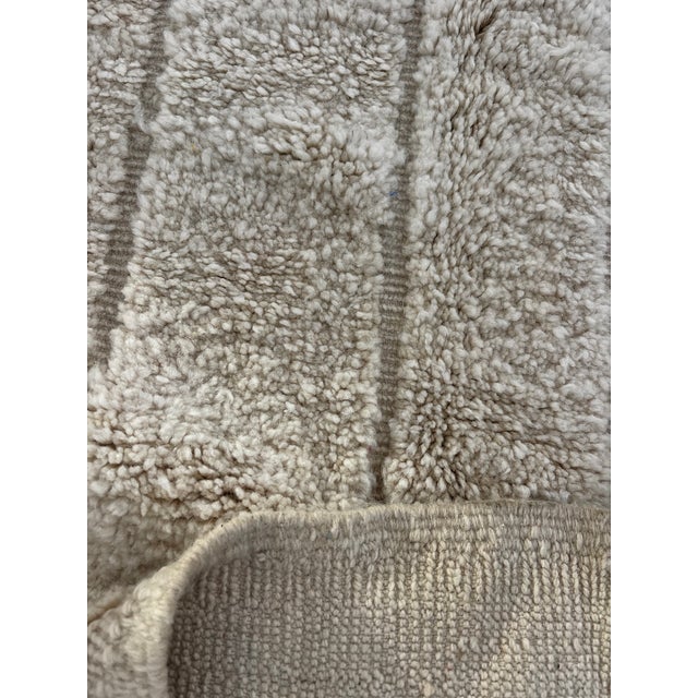 Bauhaus Vintage Beni Ourain Moroccan Berber Wool Rug, 1990 For Sale - Image 3 of 11