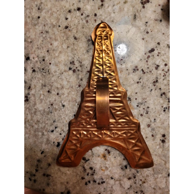 French Large Vintage Eiffel Tower Cookie Cutter in Copper For Sale - Image 3 of 3