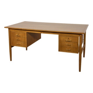 Mid-Century Modern Oak Executive Desk, Denmark, 1960s For Sale