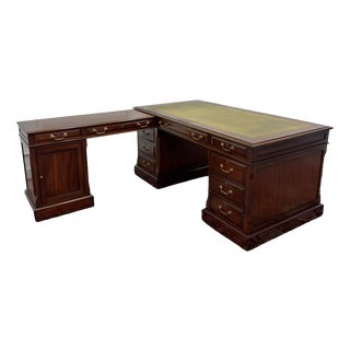 Corner Desk from Globe Wernicke For Sale