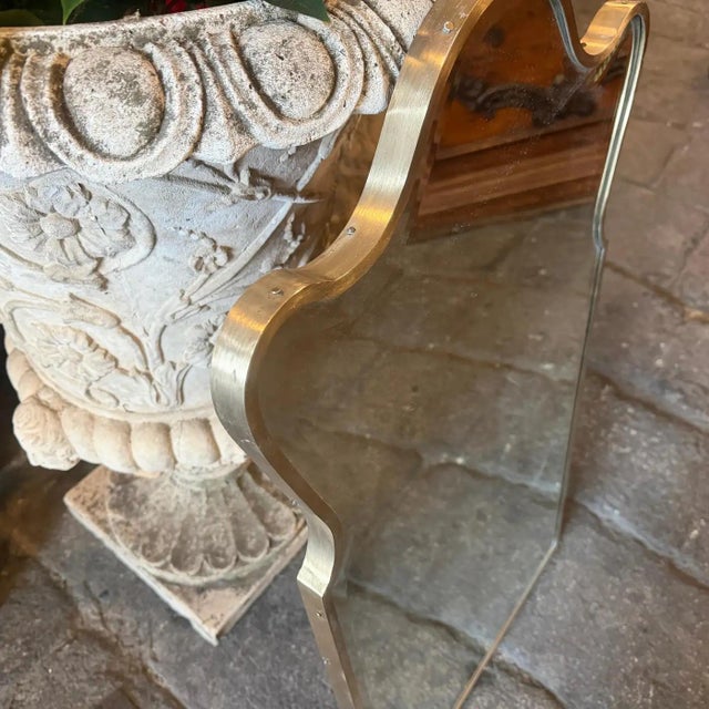 Mid-Century Modern 1950s Gio Ponti Style Mid-Century Modern Solid Brass Well Shaped Wall Mirror For Sale - Image 3 of 14
