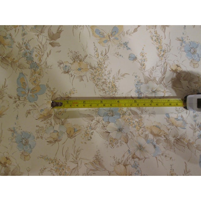 Vintage 1980s Blue and Beige Floral Motif Wallpaper For Sale - Image 4 of 6