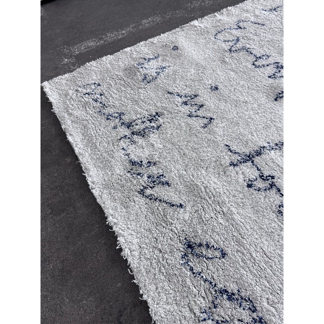 Gray 5ft7in × 7ft8in Björn Dahlström for Kasthall Positive & Negative Area Rug For Sale - Image 8 of 12