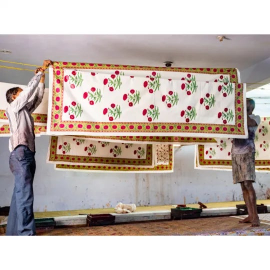 Textile Poppy 10-Seat Magenta Tablecloth For Sale - Image 7 of 9