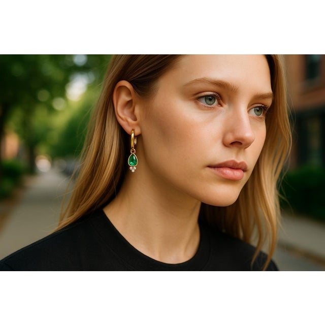 14k Yellow Gold Hoop Earrings With Pear-Shaped Emeralds and Diamond Accents, A Pair For Sale In New York - Image 6 of 13