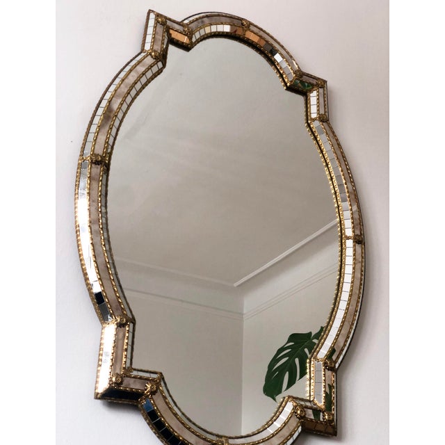 1980s Large Vintage Venetian Brass Cartouche Mirror – Gold Hollywood Regency, Spanish 1980s For Sale - Image 5 of 11