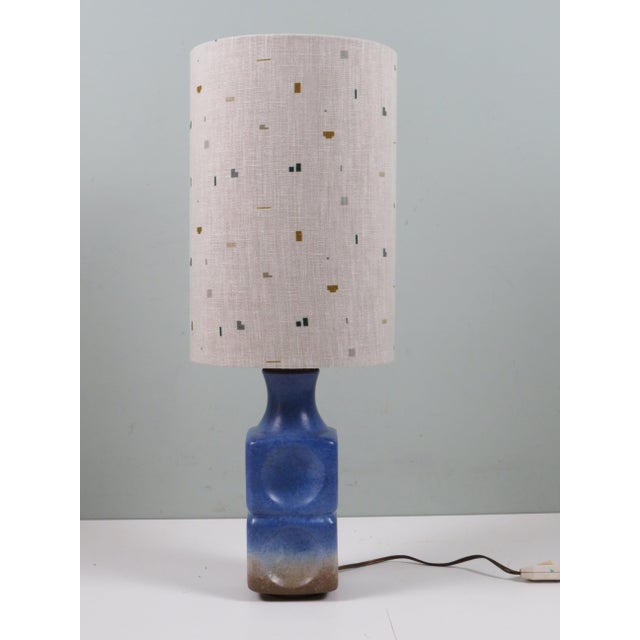 Mid-Century Italian Ceramic Table Lamp with Bespoke De Ploeg Shade, 1970s For Sale - Image 6 of 6