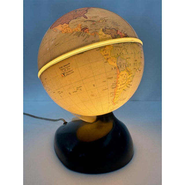 Vintage plastic political globe by Globe Terrestre France. Small table model. French language. In beautiful working...