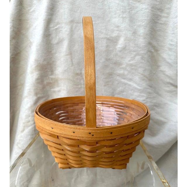 Vintage Small Longaberger Handwoven Wood Basket, super cute basket to add to your collection. I have an assortment of...