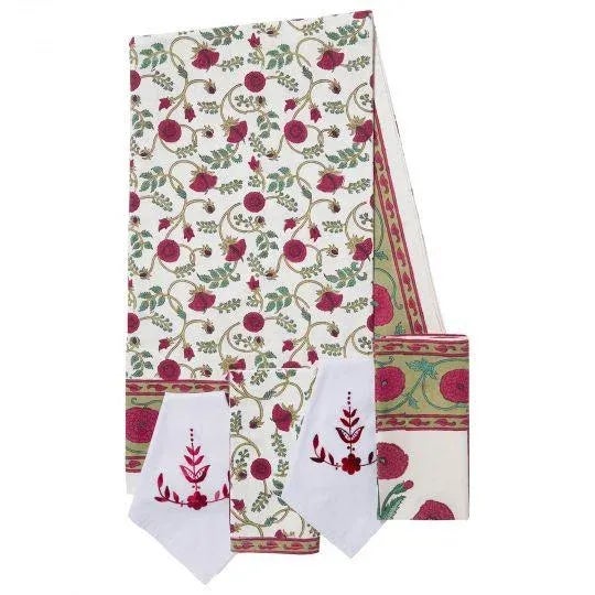 Contemporary Gina 10-Seat Magenta Tablecloth For Sale - Image 3 of 8