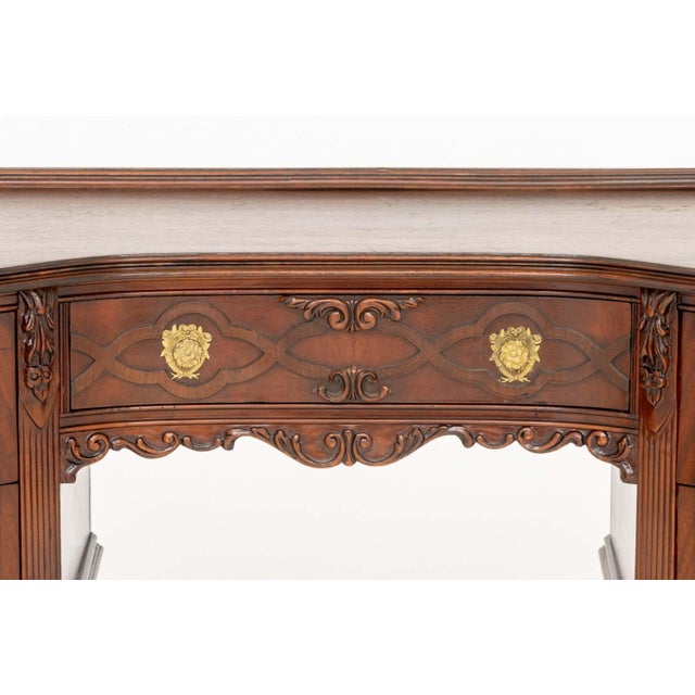Queen Anne Queen Anne Style Mahogany Kidney Shaped Desk For Sale - Image 3 of 9