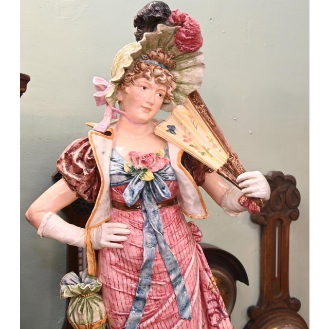 Italian Majolica Porcelain Figures Statues on Pedestal Stands, 1860s, Set of 2 For Sale - Image 4 of 13
