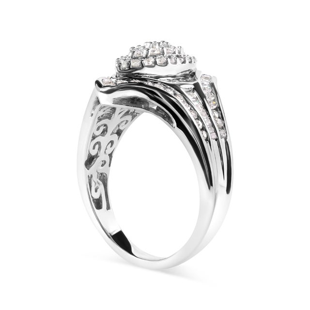 Contemporary 14K White Gold 3/4 Cttw Round and Baguette cut Diamond Cluster Ring (H-I Color, I1-I2 Clarity) For Sale - Image 3 of 6