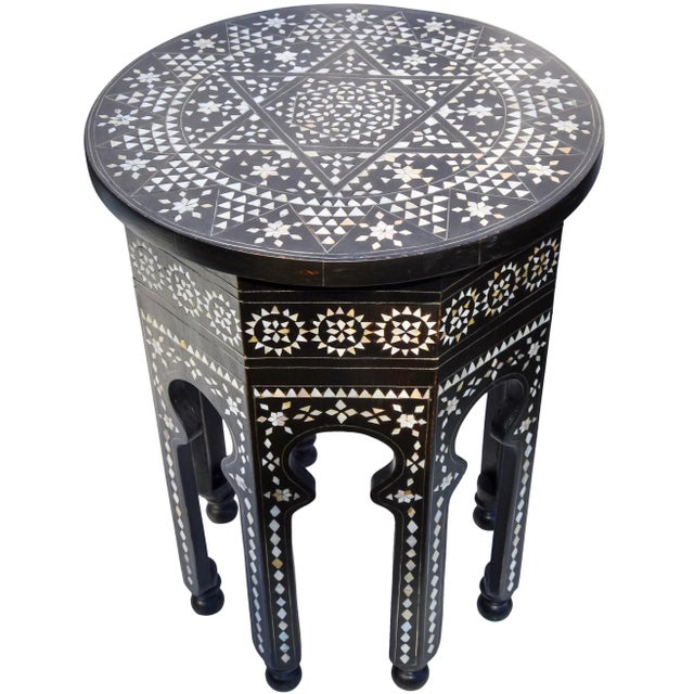 Islamic Moorish Marquetry Mother-Of-Pearl Astral-Patterned Accent Table For Sale - Image 3 of 9