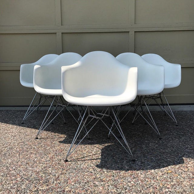 Vitra White Eames Chairs Set of 6 Chairish