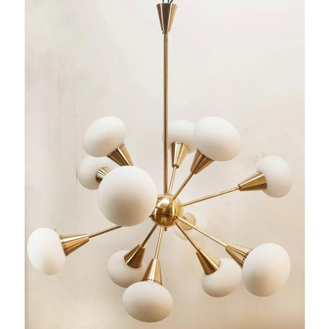Mid-Century Modern Sputnik 12-Light Chandelier in Brass and Glass For Sale - Image 3 of 18