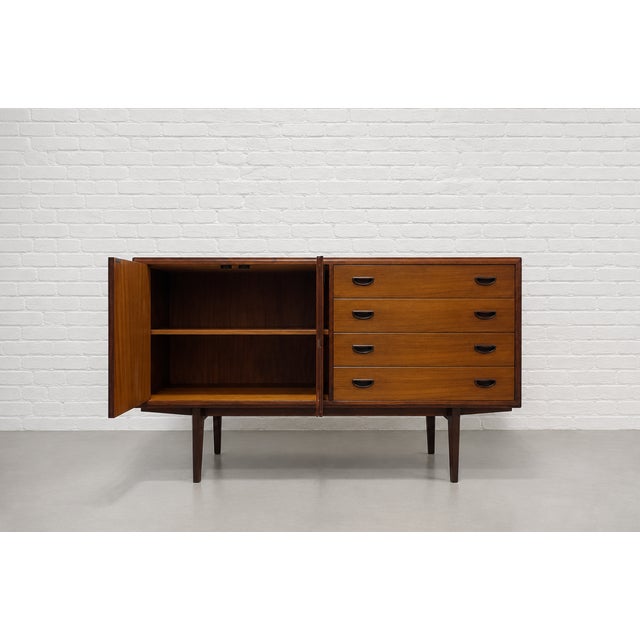 Mid-Century Modern Mid Century Danish Rosewood Credenza | Sideboard Dresser, Denmark, C. 1960s For Sale - Image 3 of 14