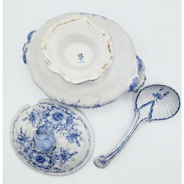 Mid 19th Century Mid 19th Century "Italy" Blue and White Tureen With Lid and Ladle For Sale - Image 5 of 5