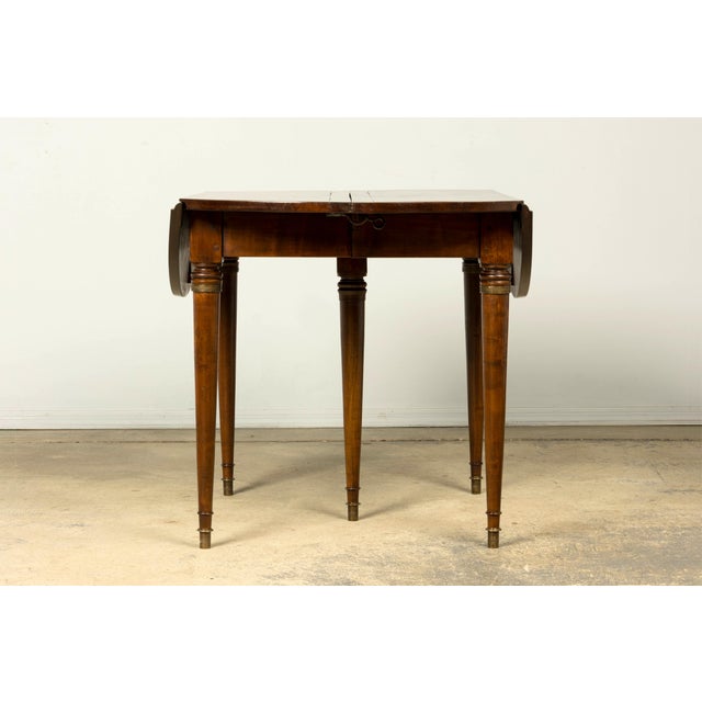 Early 19th Century French Directoire Walnut Extending Dining Table For Sale - Image 11 of 18