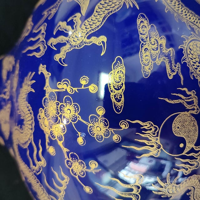 Chinese Ceramic Vase,Kangxi Marked Blue Ground Gold Drawing Porcelain Tianqiu Vase Hand Painted Dragon Pattern For Sale - Image 10 of 13