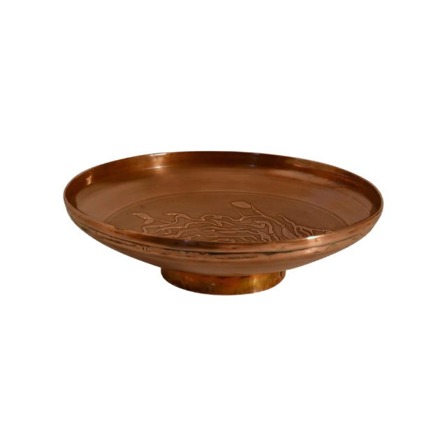 Large Decorative Copper Bowl with Etched Motive For Sale