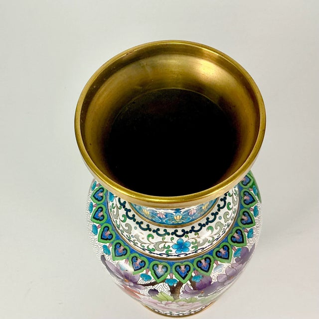 Antique Chiniosierie Hollywood Regency Phoenix Cloisonne Vase. For Sale - Image 15 of 15