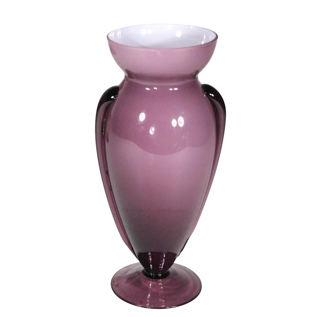 Mid Century Lavender Art Glass Vase Made in Japan For Sale In New York - Image 6 of 8
