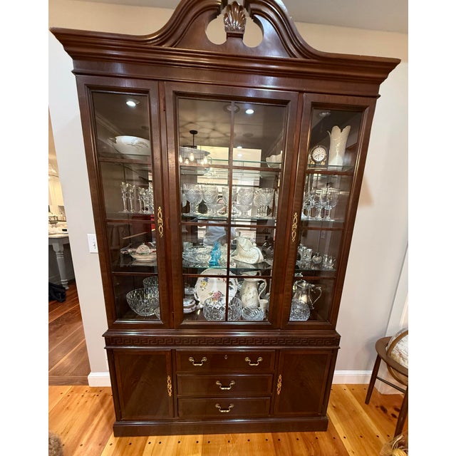 1990s 1990s China Cabinet (Drexel Chippendale) For Sale - Image 5 of 10