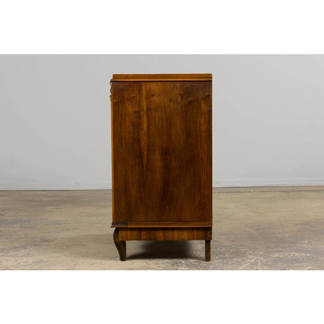 1930s French Art Deco Walnut Chest of Drawers For Sale - Image 13 of 18
