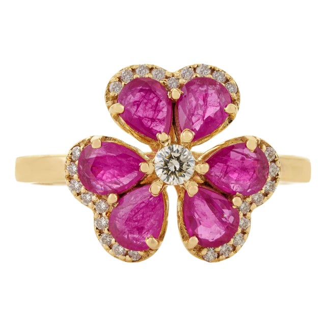 VRJewels Blooming 1.18ct Ruby Diamond Floral Cocktail Ring Size 4 in 14k Yellow Gold For Sale