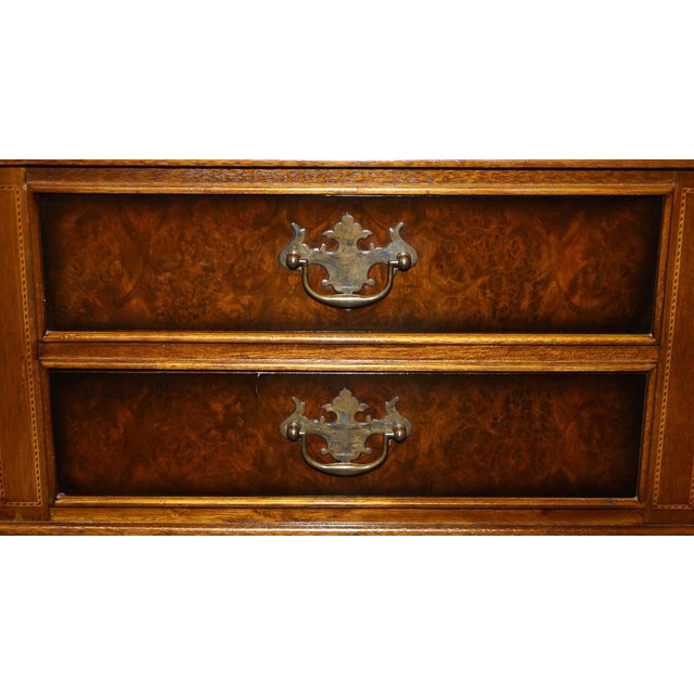 Gold Mid-Century Modern Burr Walnut Bedside Tables by Andrew Thompson, 1960s, Set of 2 For Sale - Image 8 of 18