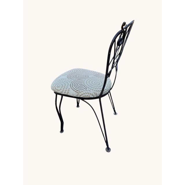 Mid Century Wrought Iron Patio Dining Chairs – Heavy Vintage Outdoor Set of 4 For Sale - Image 4 of 10