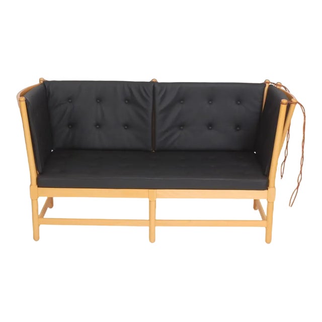 Spoke-Back Sofa in Black Bison Leather by Børge Mogensen for Fritz Hansen, 1990s For Sale