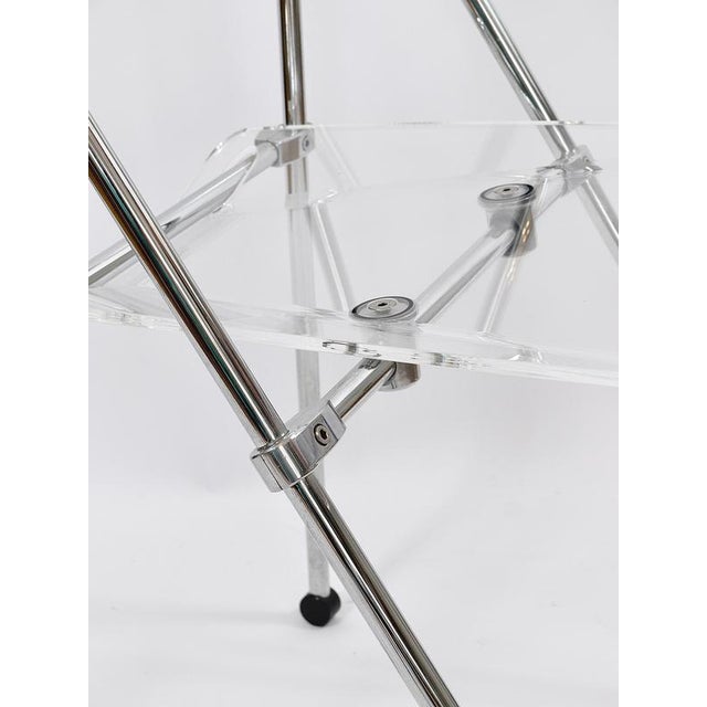 Postmdern Acrylic & Chrome Folding Chair in the style of Piretti Castelli, Italy, 1980s For Sale - Image 3 of 18