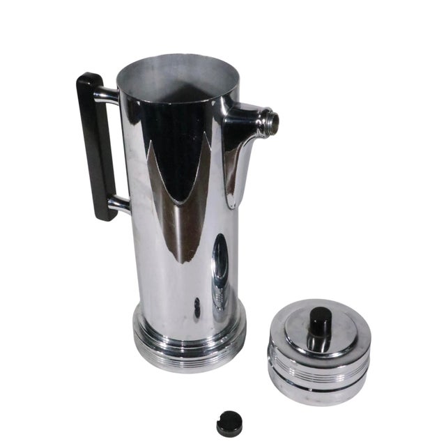 Mid 20th Century Mid 20th Century Art Deco Machine Age Chrome and Bakelite Cocktail Shaker For Sale - Image 5 of 6