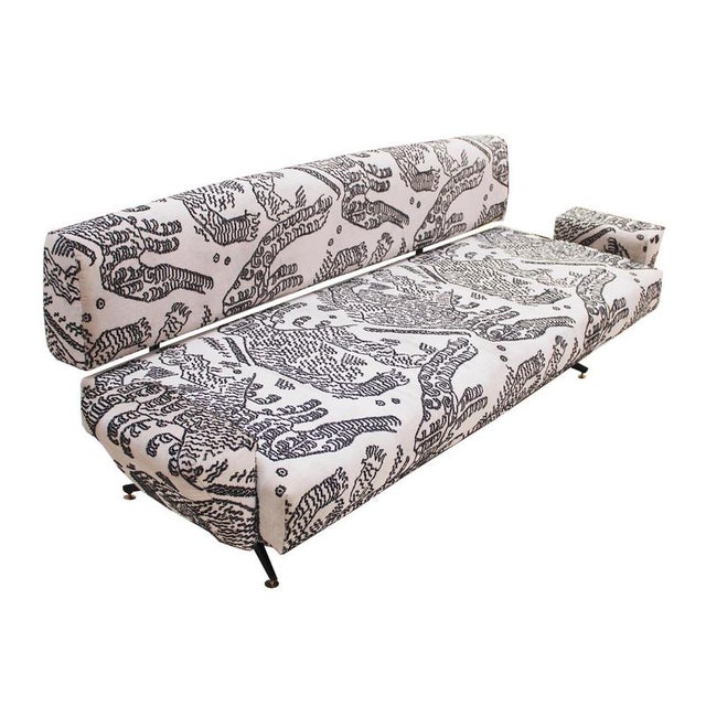 Mid-Century Italian Sofa Bed in Dedar Tiger Mountain Fabric, 1950s For Sale - Image 9 of 10