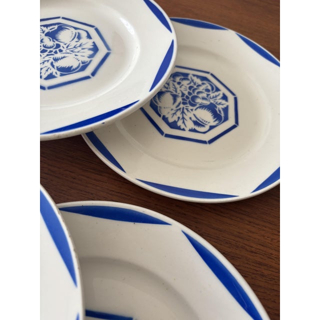 Fructidor Pattern Dinner Plates in Earthenware from KG Lunéville, 1950s, Set of 6 For Sale - Image 3 of 8