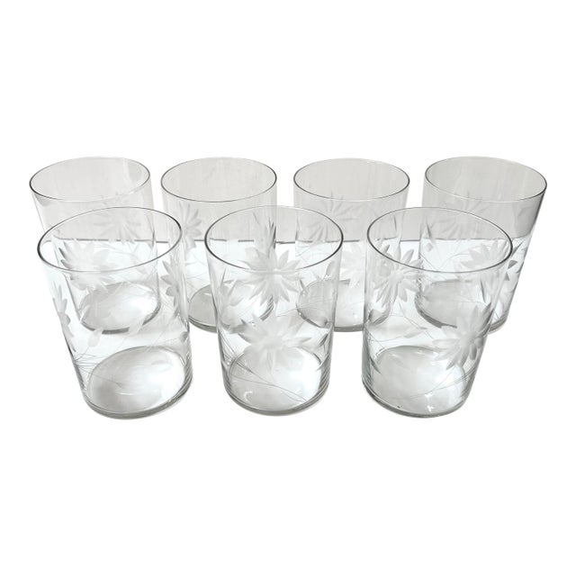 Floral Etched Glass Tumblers – Vintage Juice Glasses Set of 7, Mid Century Drinkware For Sale