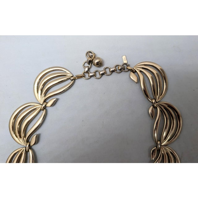 Vintage Signed Monet Goldtone Link Necklace, 1954 Ad Piece For Sale In Philadelphia - Image 6 of 10