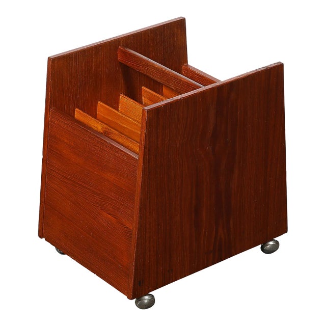 Mid-Century Magazine Rack in Book-Matched Rosewood by Rolf Hesland for Bruskbo For Sale