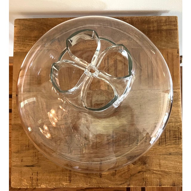 Alfredo Barbini Rare Alfredo Barbini Murano Hand-Blown Art Glass Lotus Vase / Centerpiece Bowl With Four-Petal Opening, Italy, 13” For Sale - Image 4 of 14