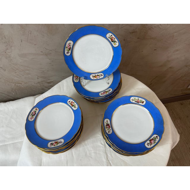 Paris Porcelain Service, 1880, Set of 35 For Sale - Image 16 of 18