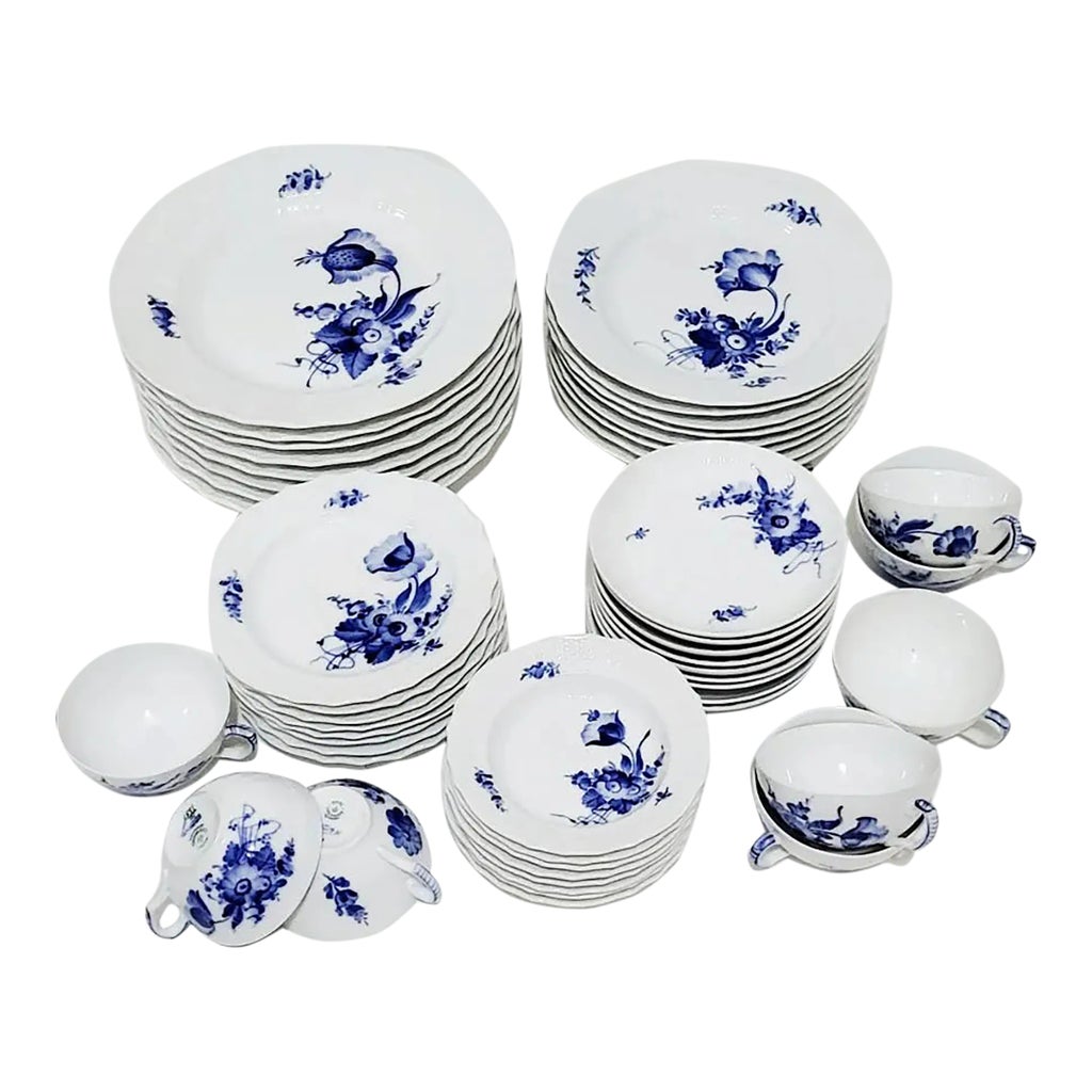 Royal Copenhagen Blue Flowers Curved Service for 8 - 48 Pieces 