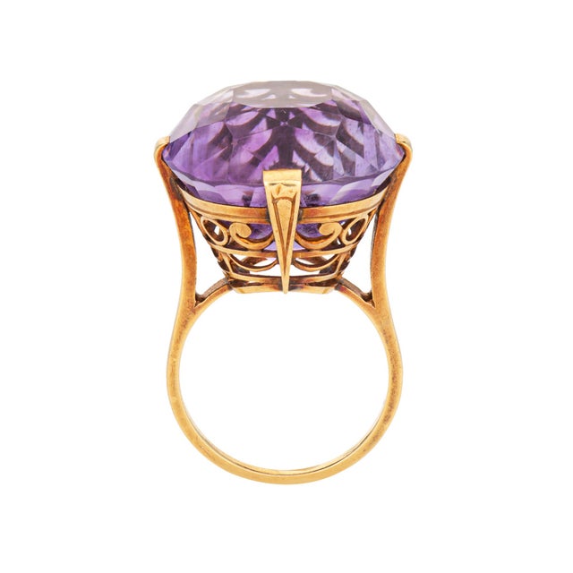 1940s Retro French 30ct Amethyst Cocktail Ring Size 6.75 Vintage 18k Yellow Gold Large For Sale - Image 4 of 7
