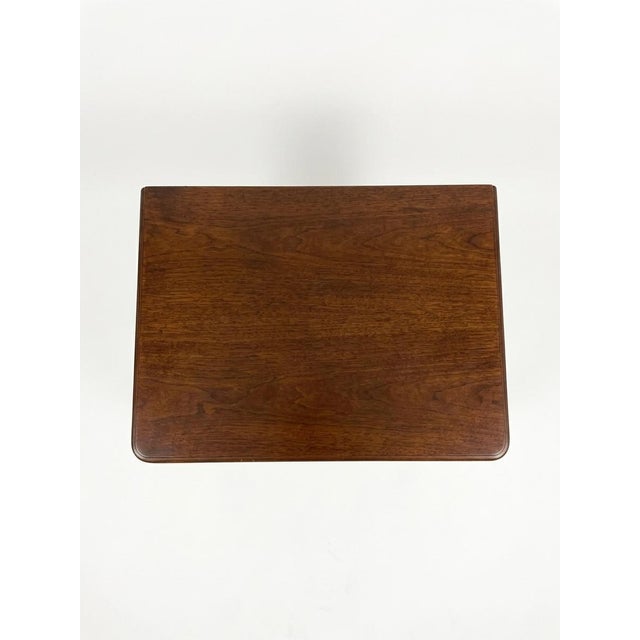 American Vintage Lexington Furniture Sheraton Style Nightstand - Signed / Brand Stamped For Sale - Image 3 of 5