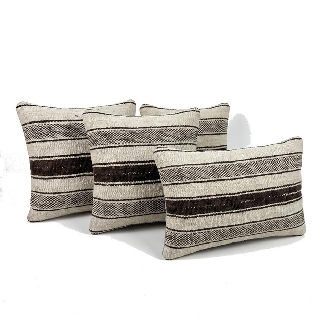 Mid-Century Modern Anatolian Lumbar Kilim Pillow Cover 16'' X 16'' & 16'' X 24'' - Set of Four For Sale - Image 3 of 4
