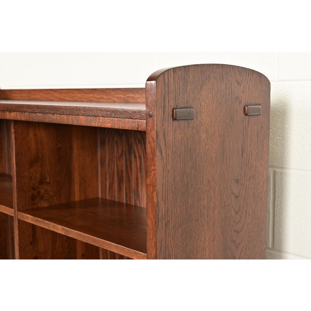 Early 20th Century Gustav Stickley Antique Mission Oak Arts and Crafts Double Bookcase, Newly Refinished For Sale - Image 5 of 12