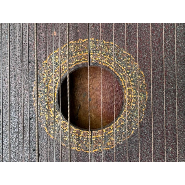 Antique Folk Art American Zither Lap Harp Decorative String Instrument, Early 20th Century For Sale In Orlando - Image 6 of 12